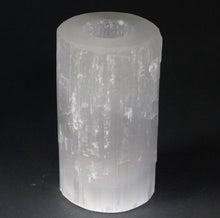 Ladda upp bild till gallerivisning, Selenit Ljushållare Cylinder 15x8 cm
