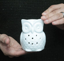 Ladda upp bild till gallerivisning, Aromalykta Klassisk Vit Owl
